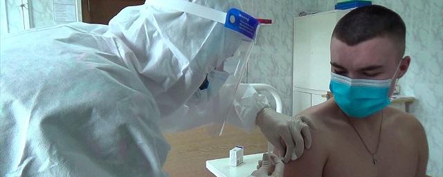 Минобороны России: более 100 тысяч военнослужащих сделали прививки от COVID-19