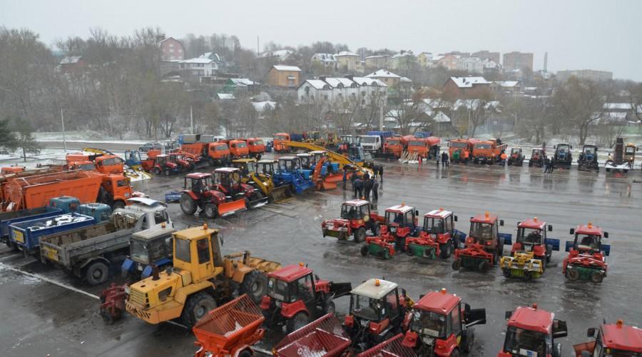 Калугу зимой от снега будут убирать почти 250 единиц спецтехники