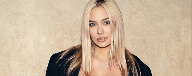 Наталья Рудова в очередной раз порадовала поклонников фото в купальнике