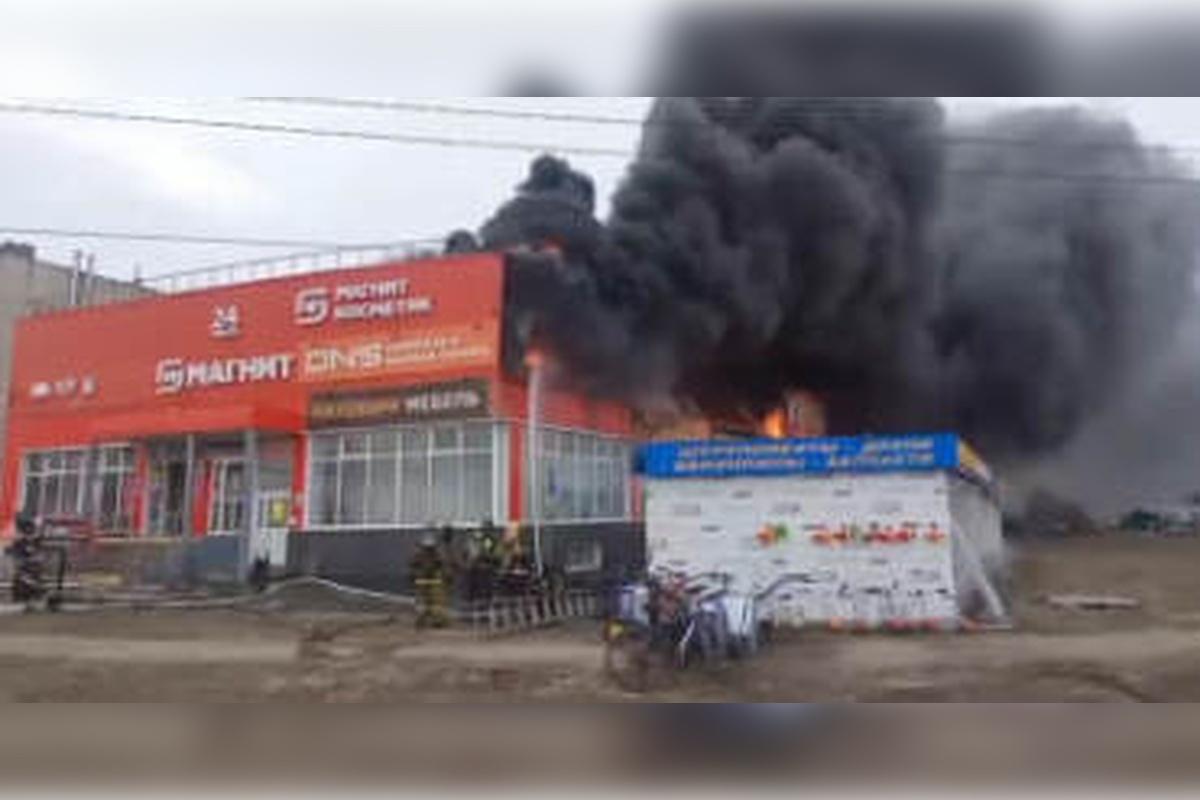 В Цивильске ликвидировали пожар в местном магазине