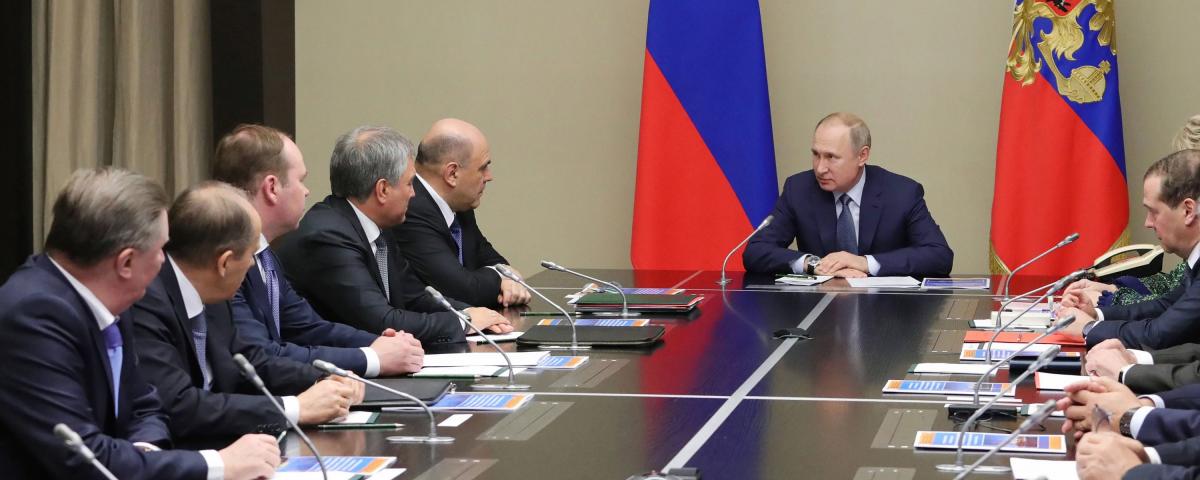 Правительство России дало разъяснения к указу Путина об ответных мерах на потолок цен