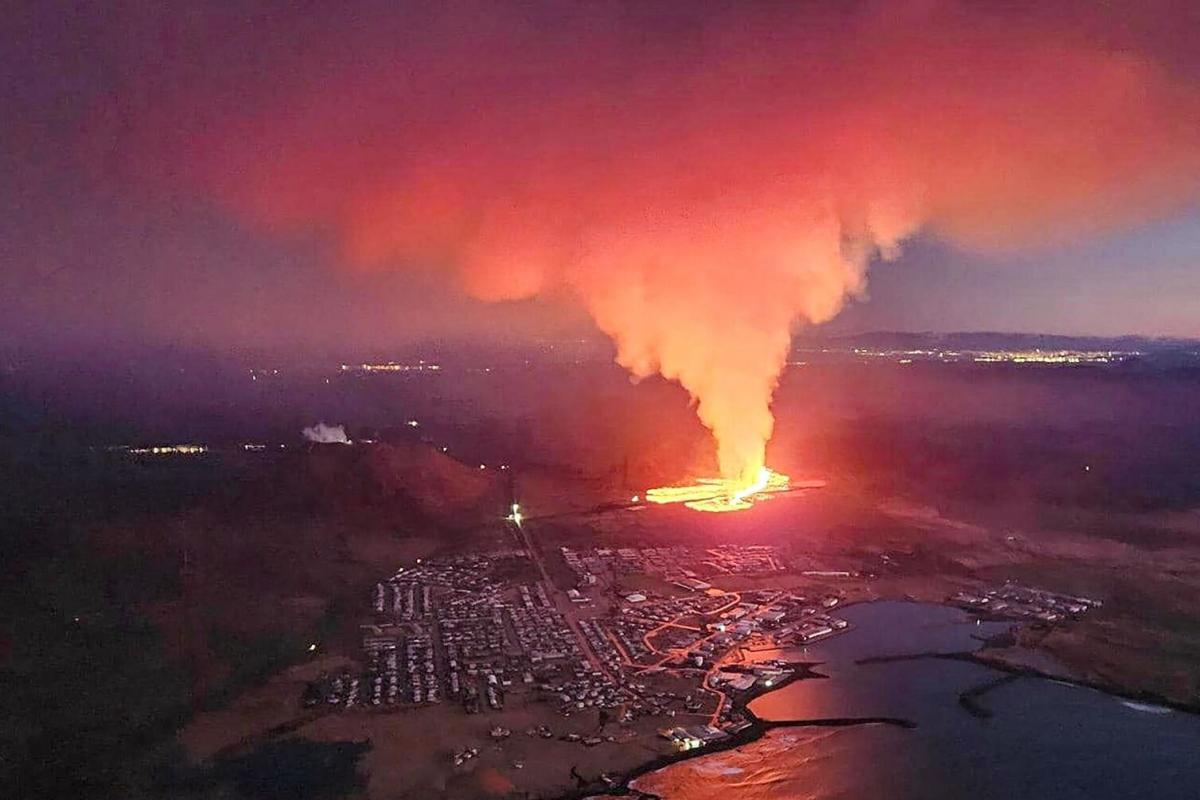 В Исландии эвакуируют город из-за угрозы извержения вулкана