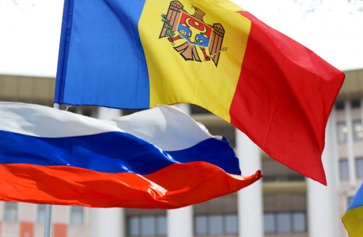 Россия объявила персоной нон-грата молдавского дипломата и отправило его на родину