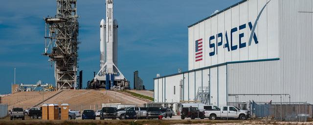 SpaceX вынуждена сократить 600 талантливых и трудолюбивых сотрудников