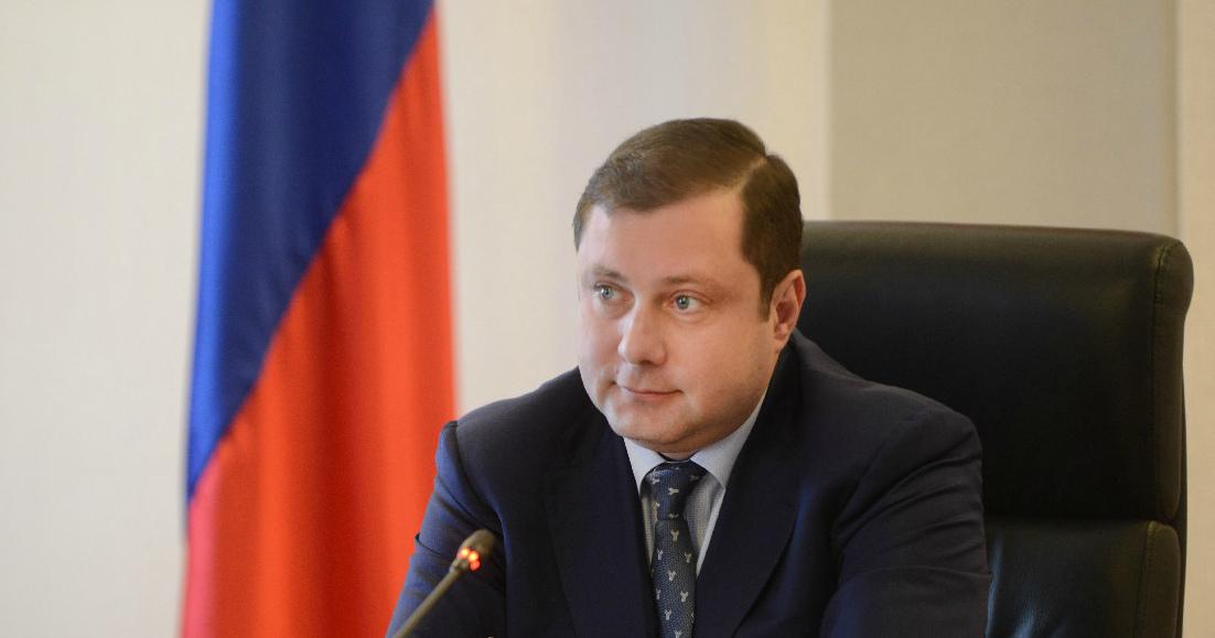 Губернатор Алексей Островский провел рабочее совещание