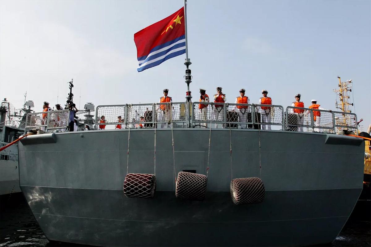 Отряд кораблей из Китая прибыл во Владивосток для участия в совместных учениях