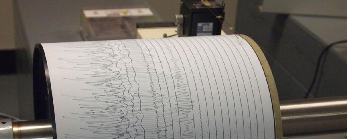 Европейский сейсмологический центр подтвердил, что в Индонезии зафиксировано землетрясение магнитудой 6,8, жертв и разрушений нет