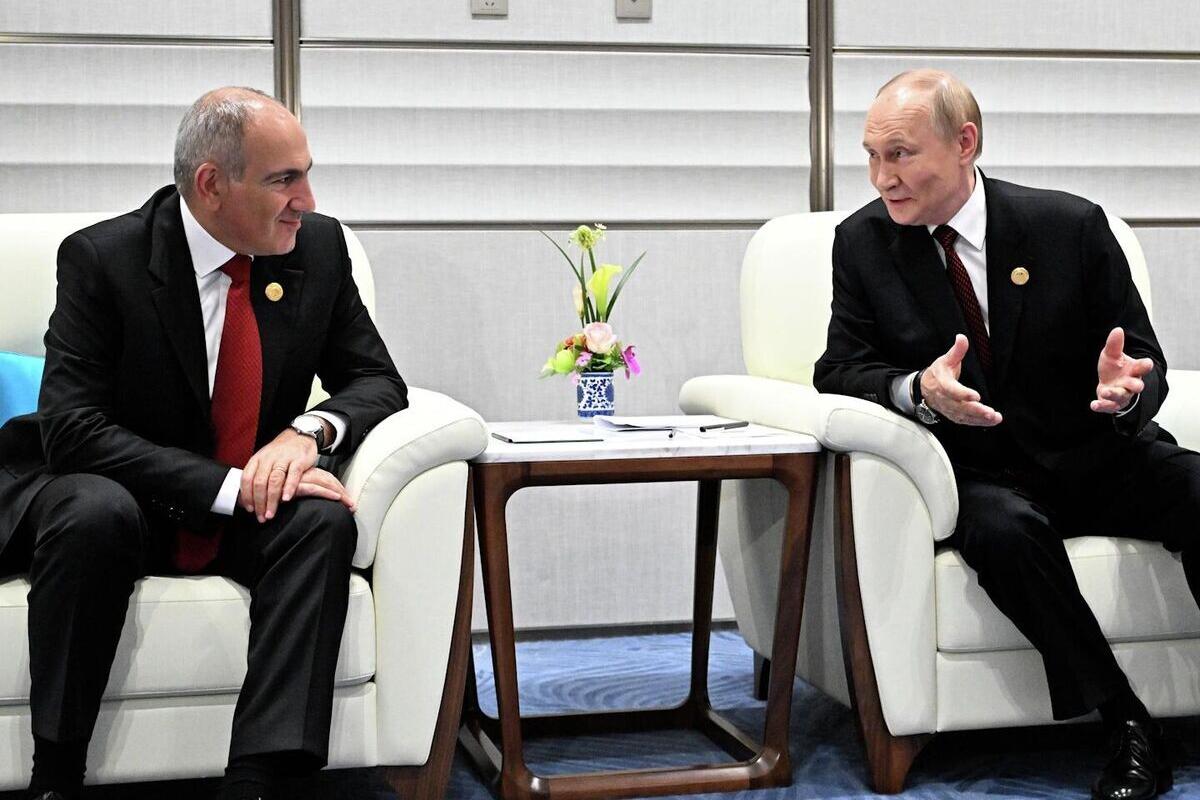 Путин провёл рабочую встречу с Пашиняном