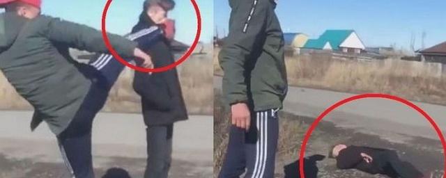 Поясни за челку: В Барабинске «десантник» избил подростка до больницы