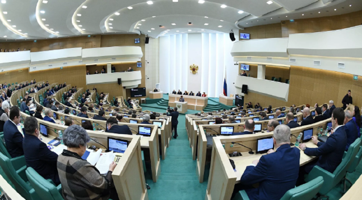 Совет Федерации освободил владельцев нежилых помещений от обязанности платить взносы на капитальный ремонт в рамках программы реновации