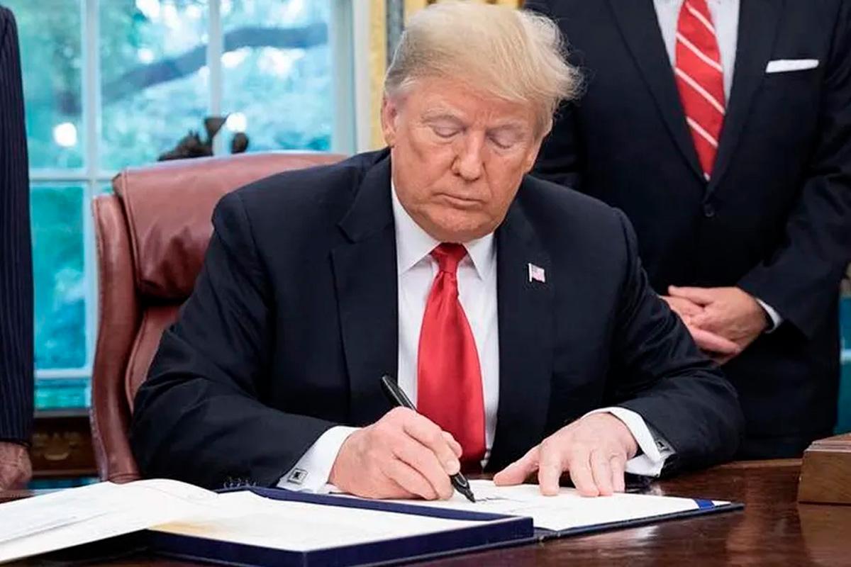 Политолог спрогнозировал политику Трампа по антироссийским (страна-террорист) санкциям