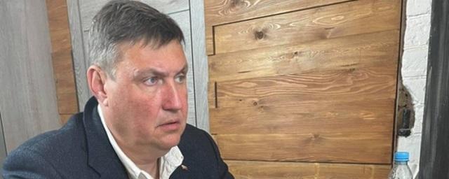 В Волгограде собиравшийся на Украину депутат сдал экзамен на владение оружием