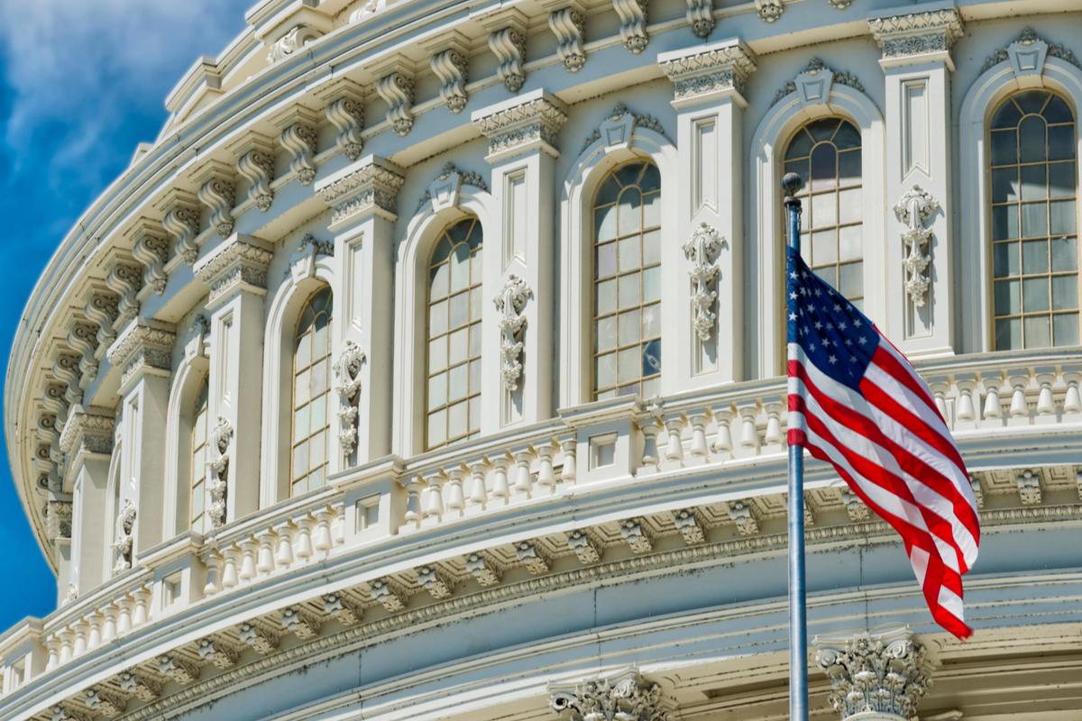 Белый дом решительно «сливает» Зеленского