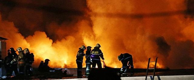 В Астрахани ночью 30 апреля произошло пять пожаров