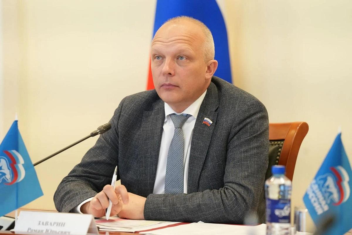 Председатель Заксобрания Роман Заварин: Основные виды работ в школах Вологодчины должны быть завершены до начала учебного года