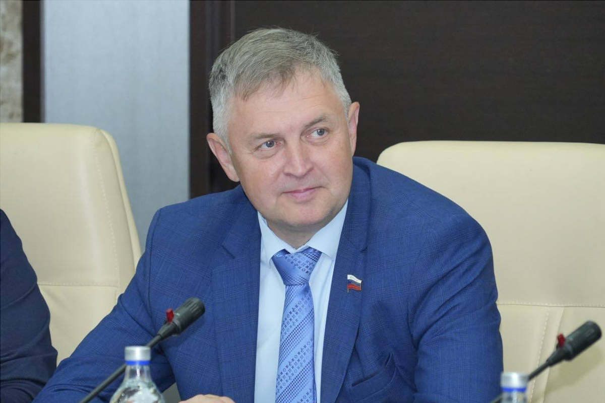 Спикер ЗС Кировской области Роман Береснев о законопроекте об отработке для выпускников-медиков: Без решительных действий кадровый дефицит в бюджетном секторе сейчас не побороть