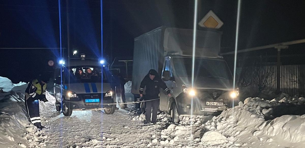 В Свердловской области 15-летний подросток угнал автомобиль и устроил на нем ДТП