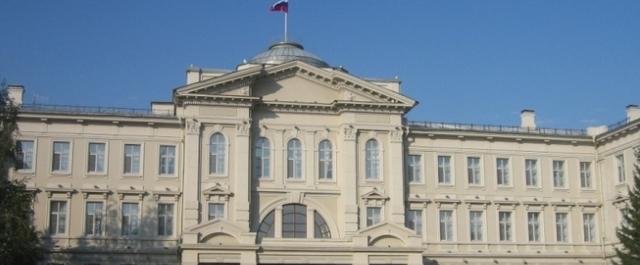 Омский избирком зарегистрировал 624 кандидата на 44 места в Заксобрание