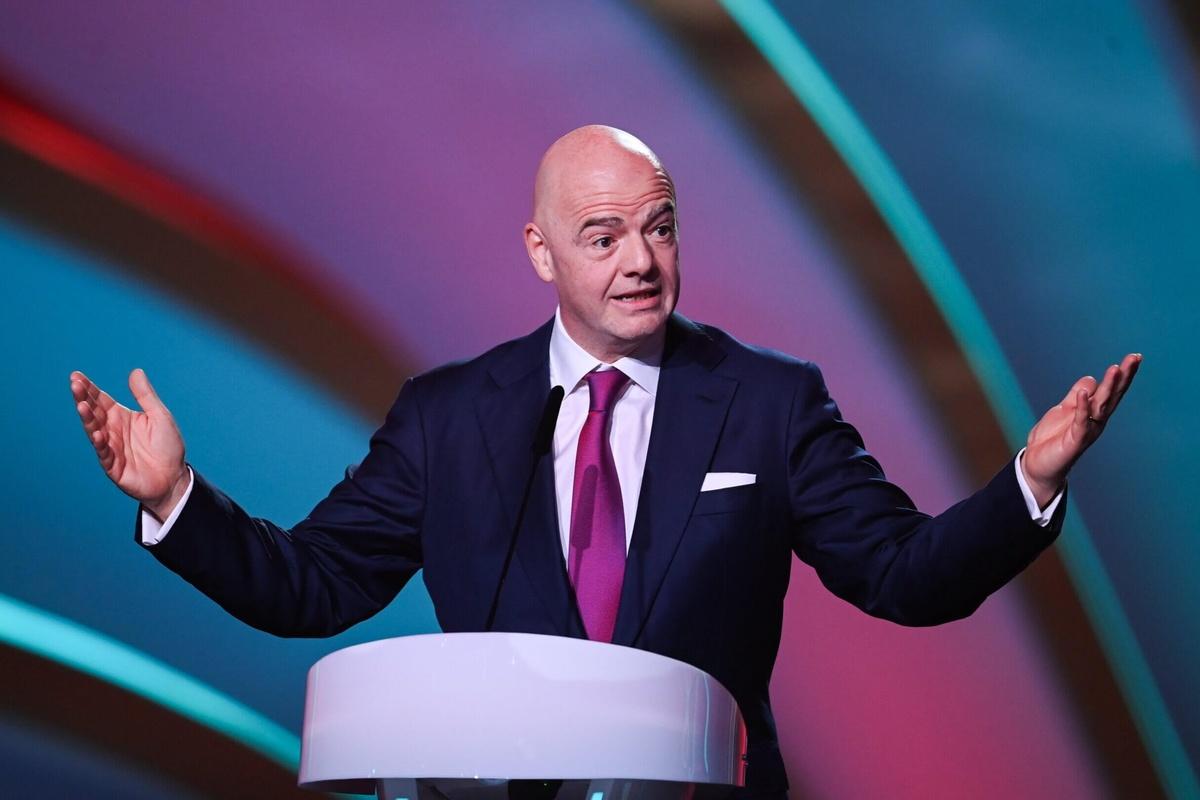 УЕФА возмутилось действиями главы ФИФА Инфантино