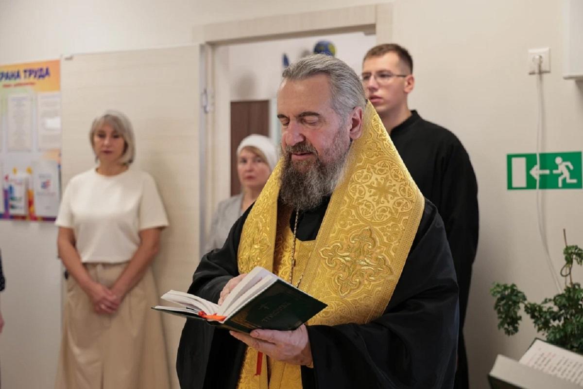 Киберпреступники взломали личный аккаунт епископа Феодосия Ноябрьского в MAX