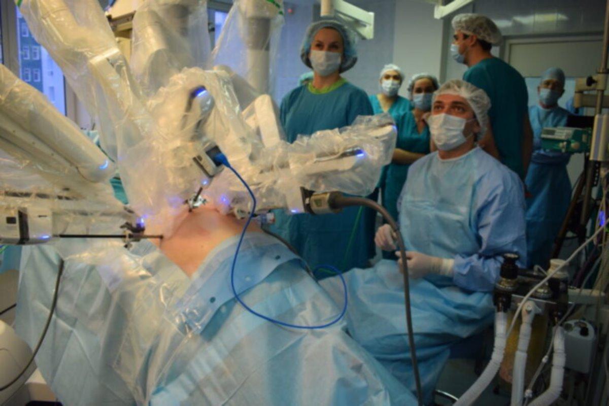 В Татарстане провели гинекологическую операцию с использованием хирургического робота