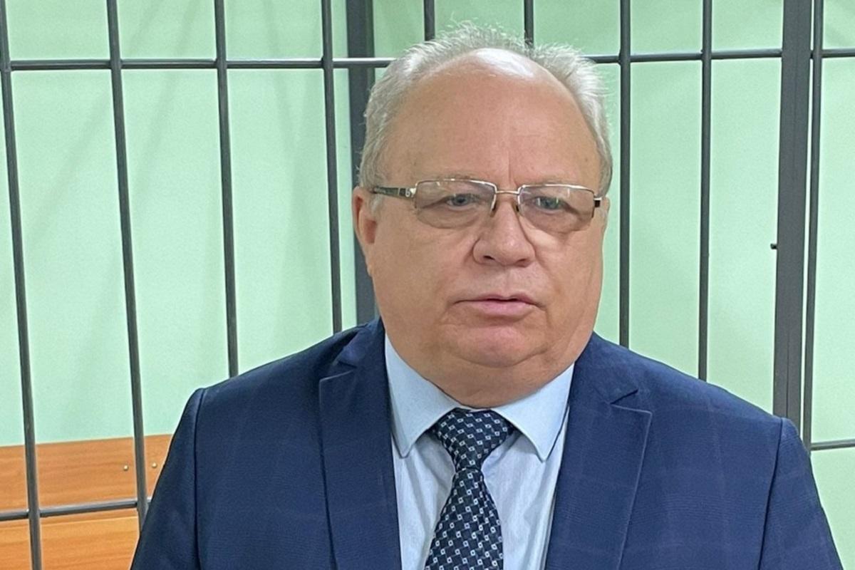 Суд оправдал главу Центрального округа Новосибирска по делу о халатности, чиновник может подать иск о компенсации