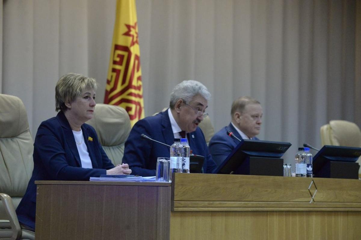 Глава Госсовета Леонид Черкесов о трехлетнем бюджете Чувашии: Это не только социально ориентированный документ, но и планы поступательного развития