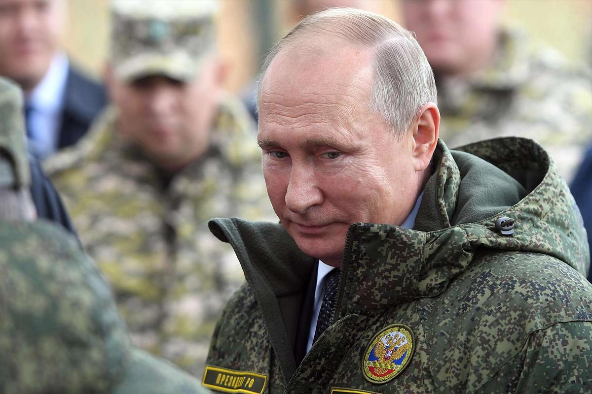 Путин распорядился обеспечить бойцов СВО всем необходимым на зиму