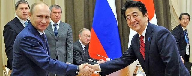 Премьер Японии готов заключить мирный договор с РФ на основе доверия
