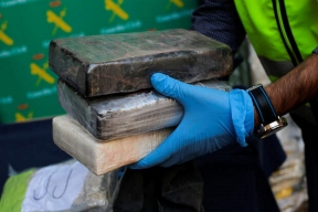 Spanish police found 13 tons of cocaine arriving from Ecuador in a container of bananas