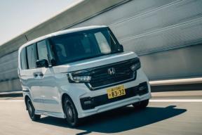 «Правый руль за миллион»: эксперт назвал пять японских авто, которые можно купить в России дешевле новой «Гранты»