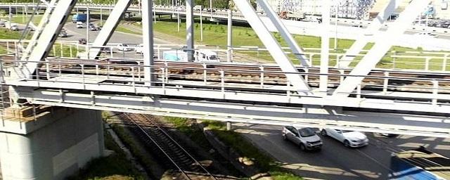 В Лисичанске началось восстановление железнодорожного моста, взорванного ВСУ при отступлении