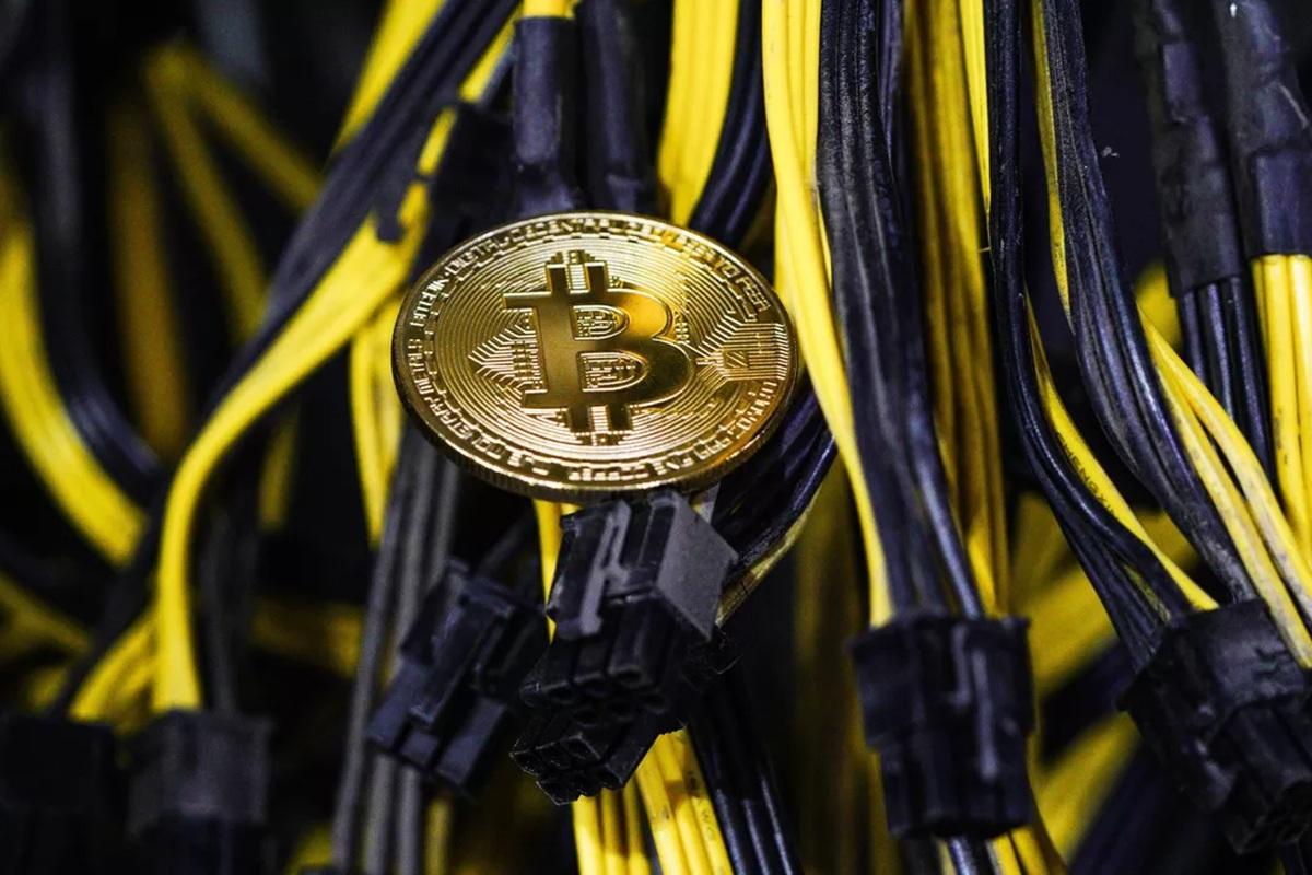 Банки Японии могут получить право хранить биткоины