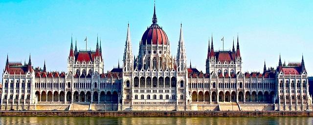 FT: Венгрия отказалась поддержать очередные санкции против России
