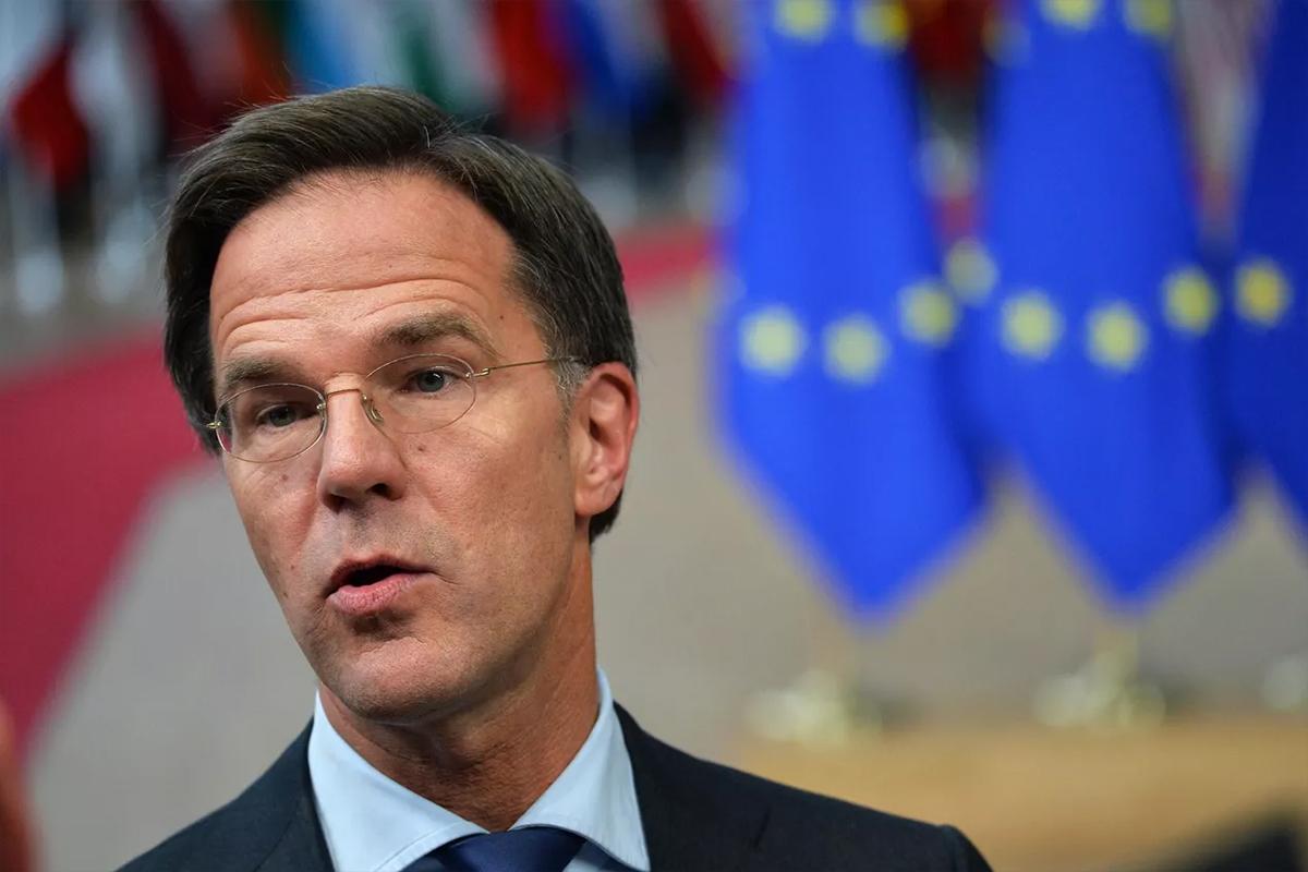 Рютте считает, что американские санкции заставят Москву сесть за стол переговоров