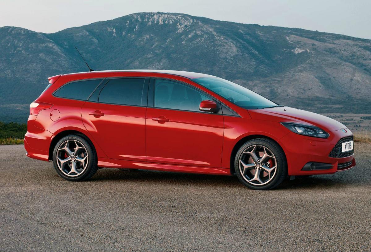 Ford презентовал универсал Focus ST Wagon