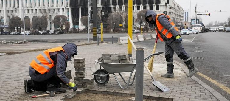 По предварительным данным, экономика Казахстана потеряла от беспорядков $0,8-2,5 млрд