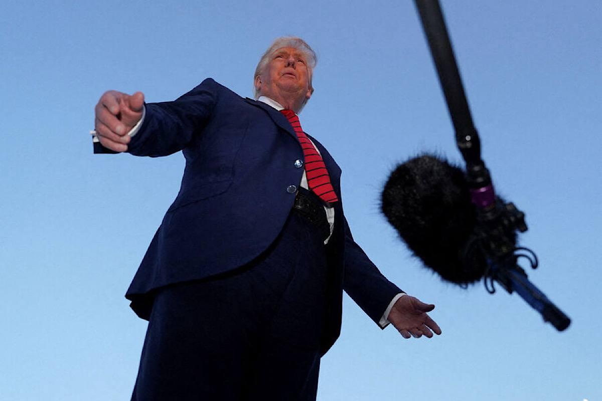 Политолог Марков призвал Россию перенять европейскую тактику общения с Трампом