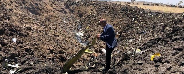 При крушении Boeing в Эфиопии погибли двое мужчин и женщина из России