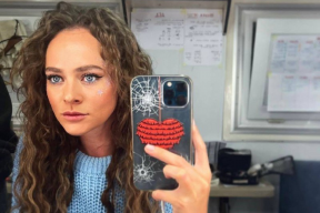 Аглая Тарасова обратилась к фанатам с просьбой о помощи