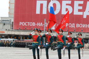 Губернатор Голубев отменил парад Победы в Новочеркасске