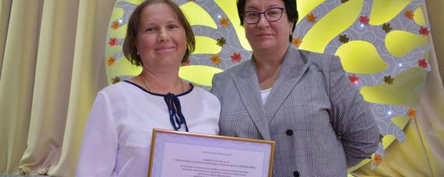 Эльмира Хаймурзина поздравила сотрудников детских садов с праздником