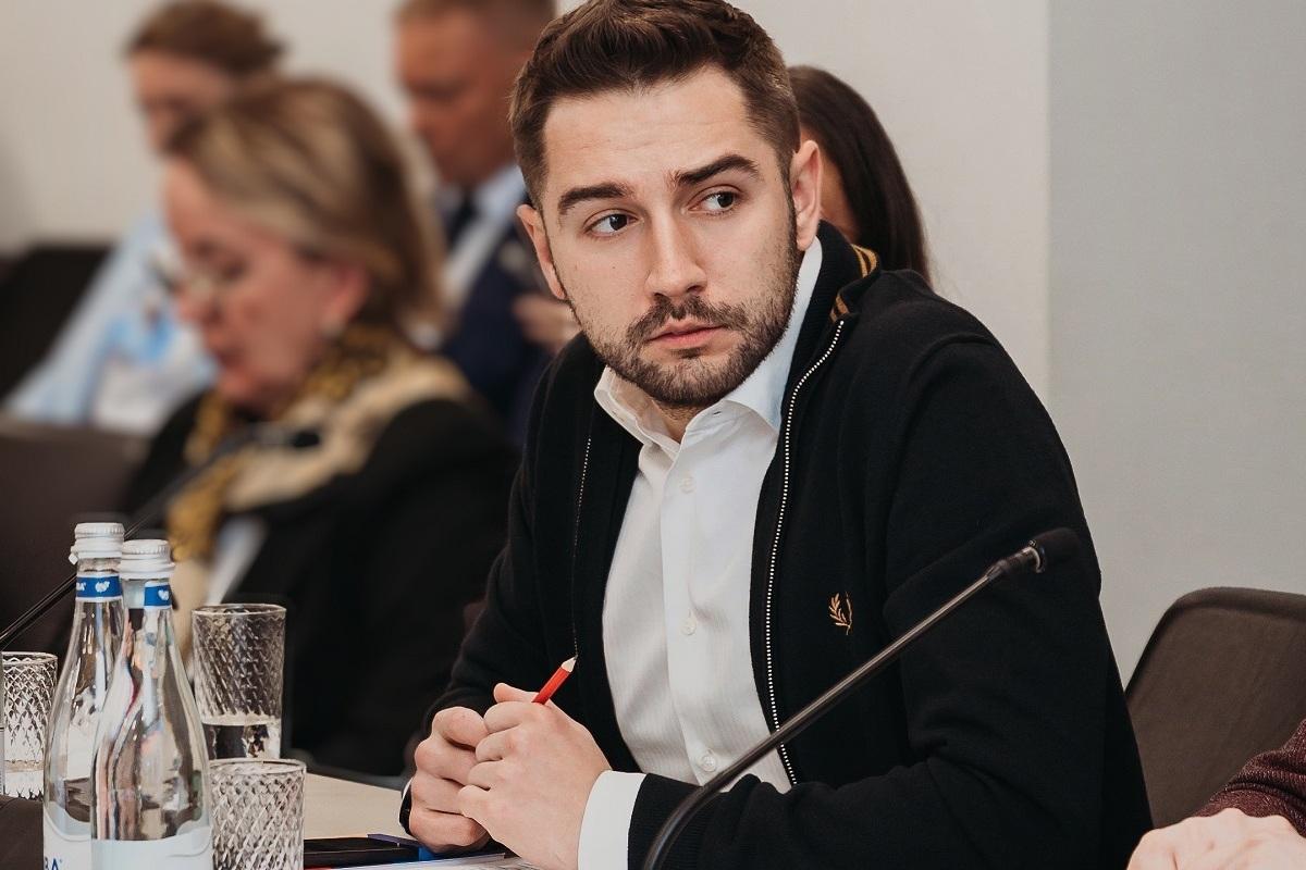 «Не страшилка, а медицинский факт»: эксперт объяснил, что станет с россиянами из-за курения вейпов через полвека