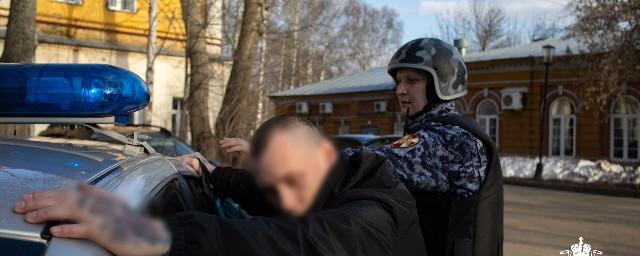 В Кирове задержали троих жителей, избивших мужчину в магазине