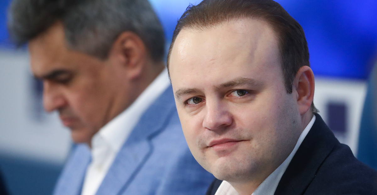 Вице-премьер ГД Даванков подал в ЦИК документы для участия в выборах Президента РФ