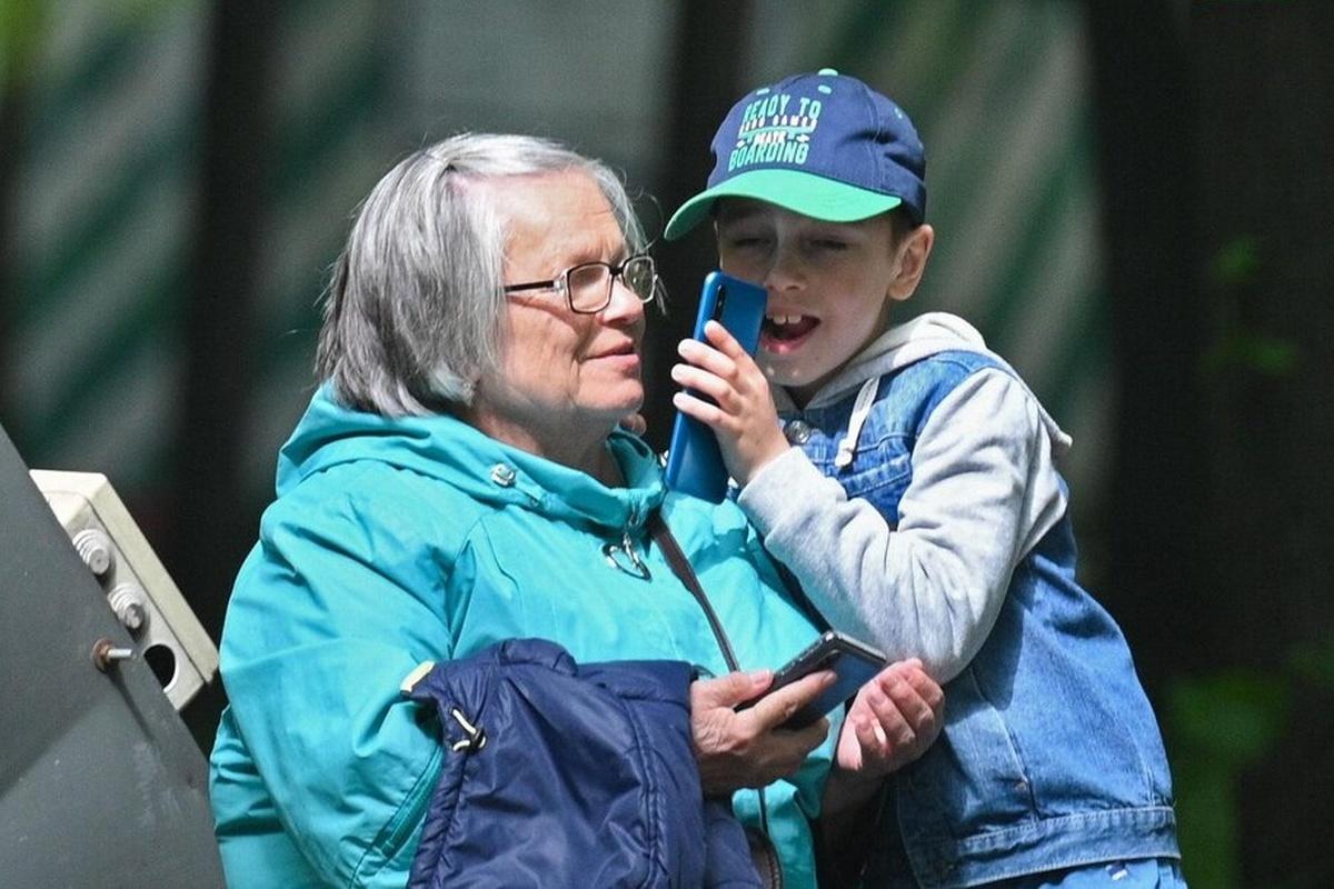 Декретный отпуск в РФ доступен не только матери ребенка, но и другим родственникам