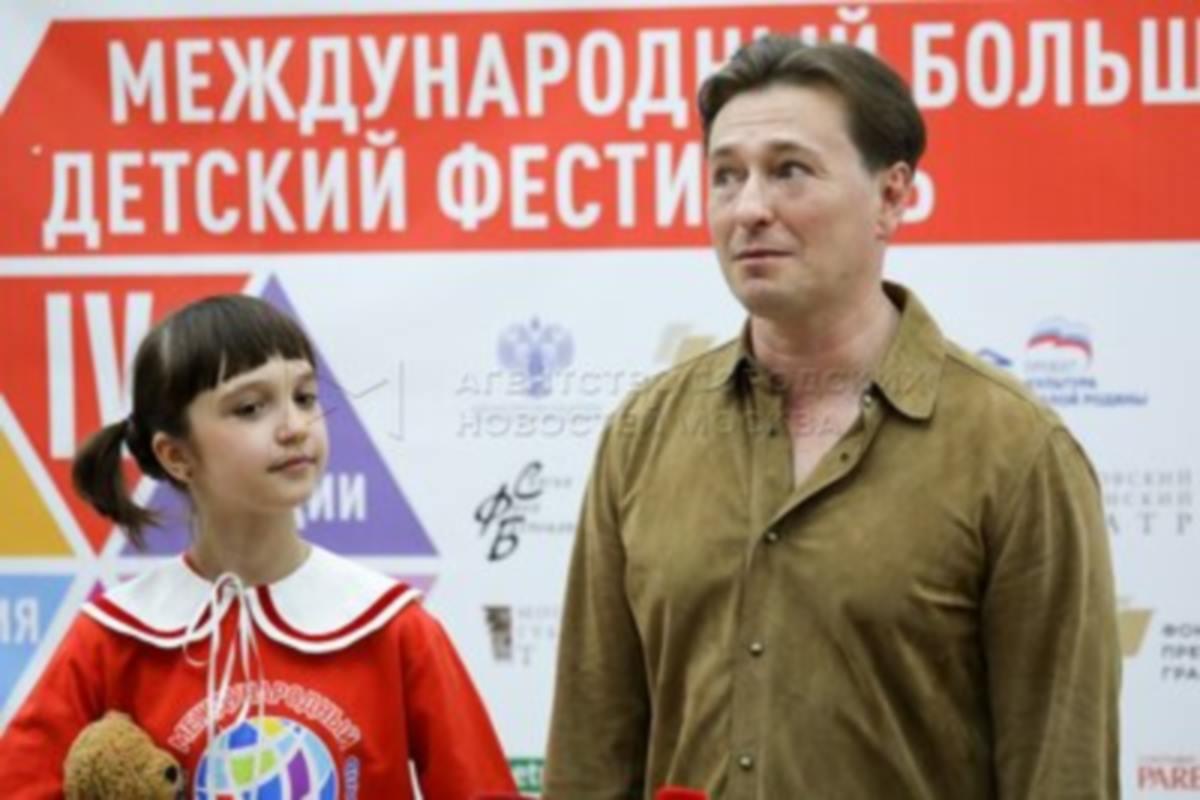 Свыше 800 заявок из разных стран поступило для участия в Большом детском фестивале, открывшемся в Москве