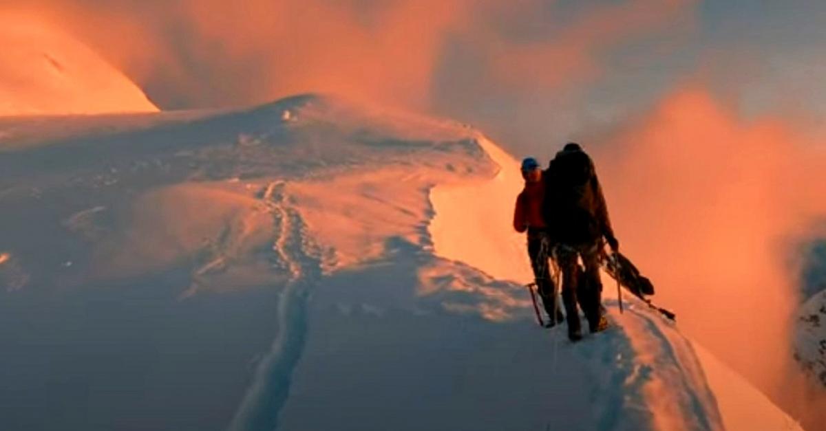 Житель Новосибирска снял документальный фильм о восхождении на Эверест