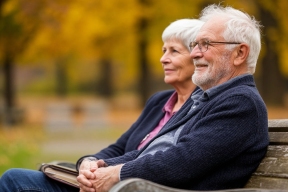 Экономист Лежава рассказал, почему повышение пенсий не спасет от падения уровня жизни