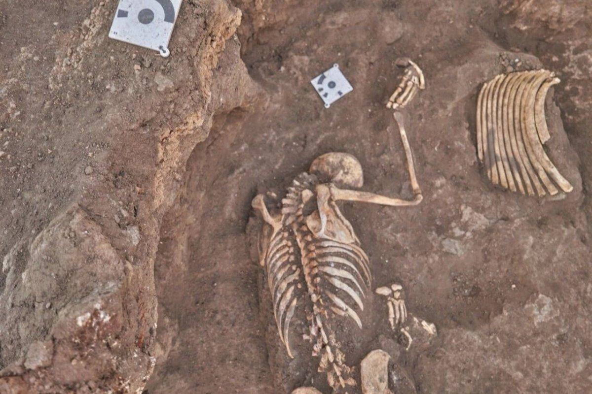 Археологи Башкирии столкнулись с загадочным погребальным обрядом при раскопках кургана